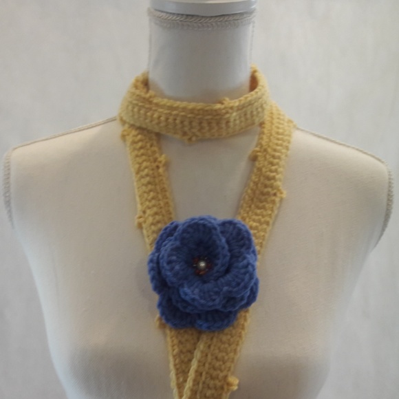 🌹Lariat, Necklace, Flower, Hand crafted, Crochet - Picture 2 of 5